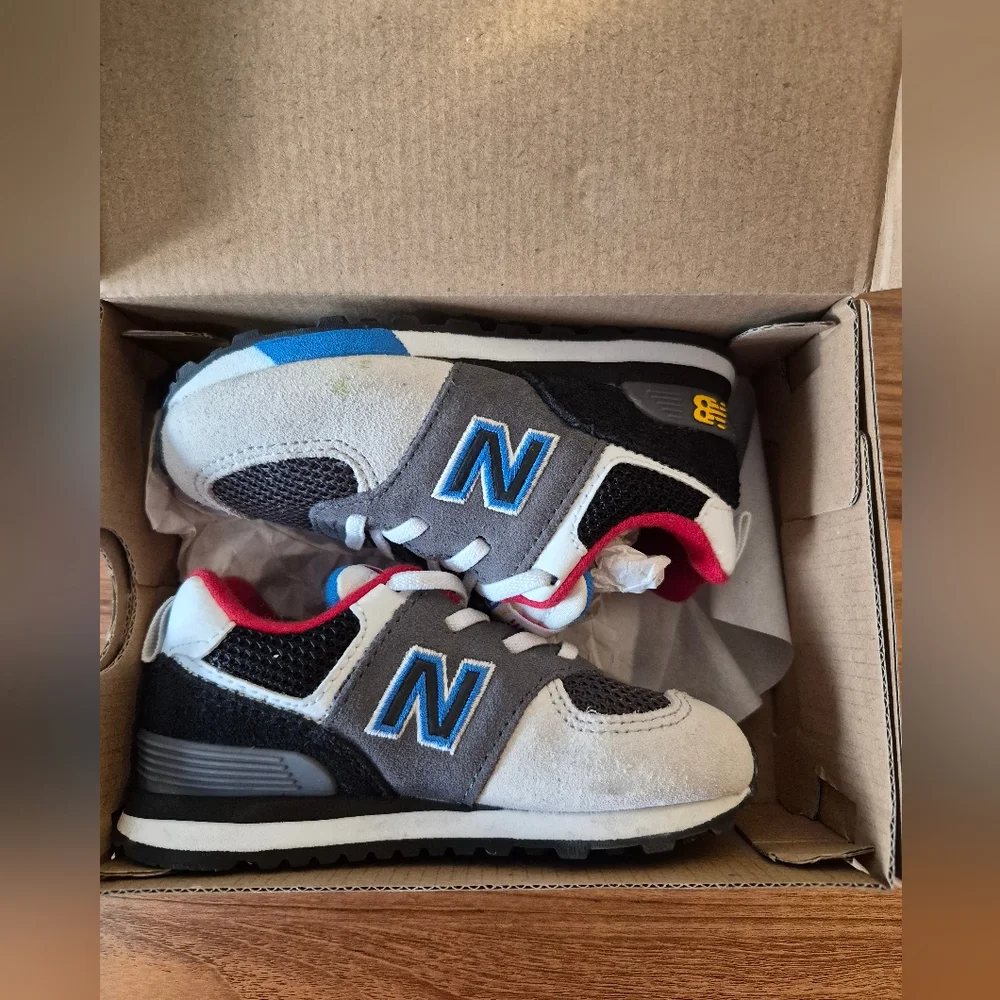 NWT New Balance 574 Toddler Sneakers Size 7 - Picture 9 of 10